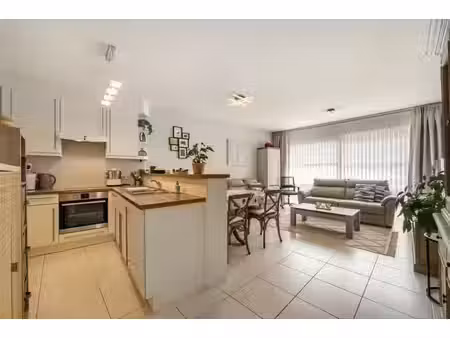 appartement pratique de plain-pied avec terrasse privative