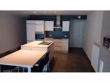 appartement avec 2 chambres à coucher