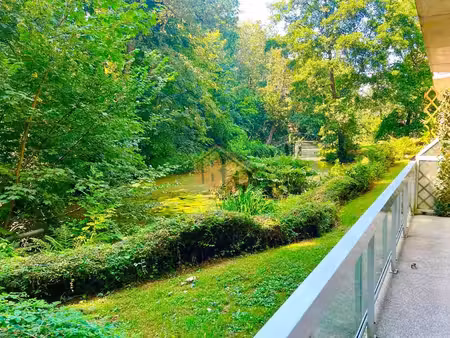 uccle-lycée français-rdc jardin terrasse-3 chambres-2sdb-gar