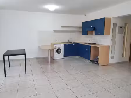 appartement 2ch à louer au centre de la louvière
