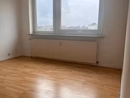 appartement 2 chambres tout a fait renouvelée