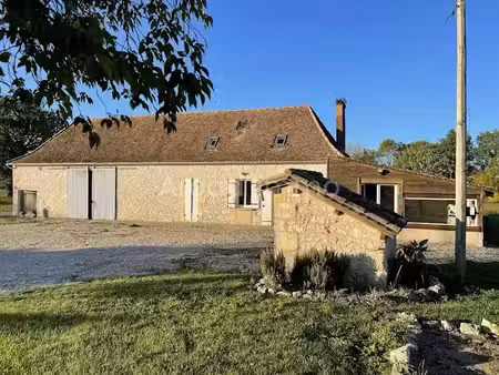 vente propriété 7 pièces 106 m² à issigeac (24560)  371 000 €