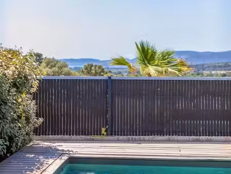 villa de luxe à vendre dans le quartier zone périphérique