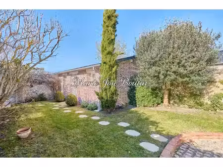proche de deauville   une maison de campagne a la ville ... prix nous consulter .