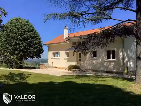 vente maison 9 pièces 240 m² à chasselay (69380)  795 000 €