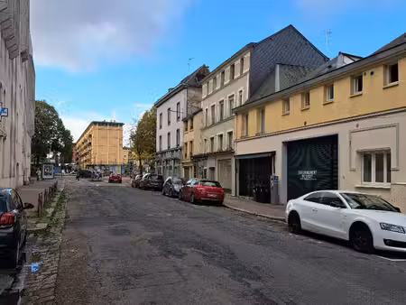 rouen droite murs commerciaux loués