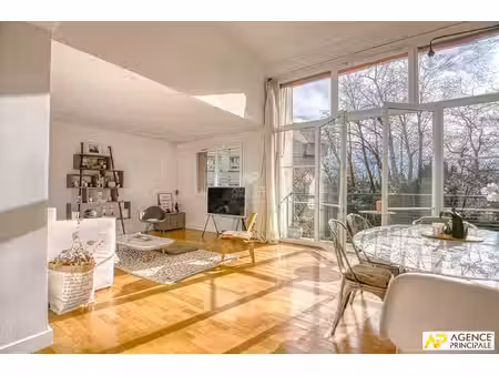 versailles montreuil appartement 4 pièces 83 m² carrez situé au 1er étage avec balcon   ca