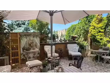 vente maison 11 pièces 235 m² à lourmarin (84160)  980 000 €