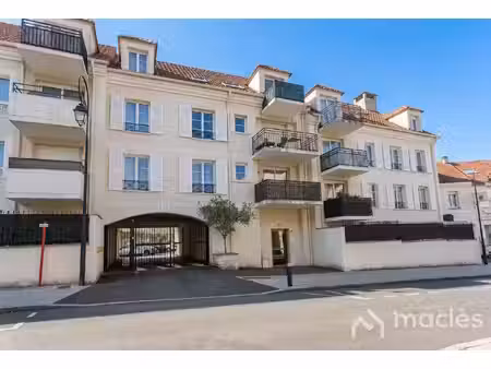 charmant appartement spacieux dans une résidence de 2008 en