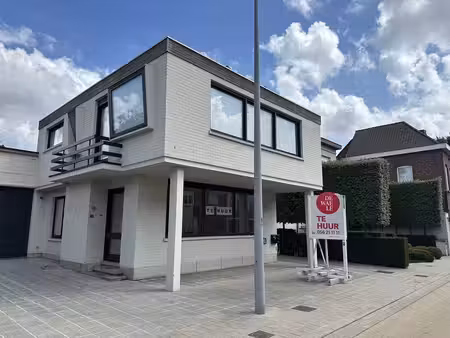 bien professionnel à louer à deerlijk € 795 (lrgyv) - dewaele business - kortrijk | zimmo