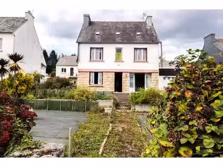 brasparts: 4 chambres  42 m² de potentiel supplémentaire et une vue dominante : une maison