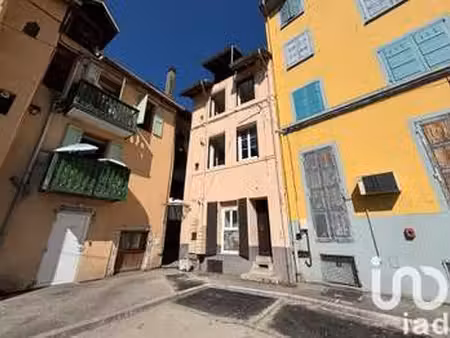 vente immeuble au pont-de-beauvoisin (38480) : à vendre / 179m² le pont-de-beauvoisin