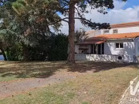 vente maison à royan (17200) : à vendre / 142m² royan