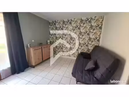 studio 1 pièce 25 m²