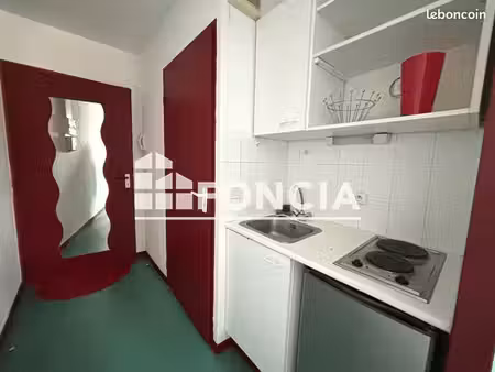 studio 1 pièce 13 m²