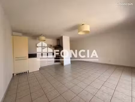 appartement 3 pièces 64 m²