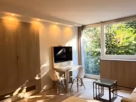 loue studio meublé