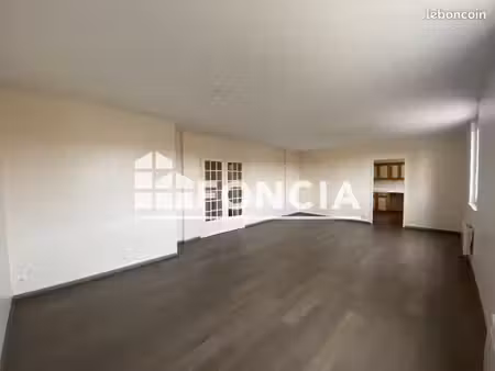 appartement 5 pièces 108 m²