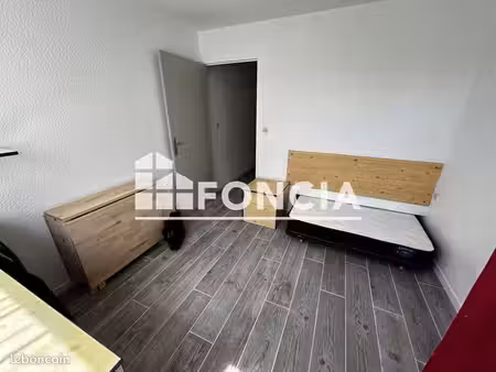 studio 1 pièce 18 m²
