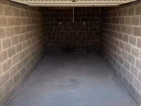 garage box parking 13m2
