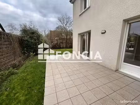 maison 5 pièces 104 m²