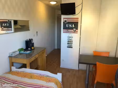 a louer studio meuble libre de suite