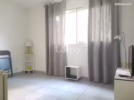 appartement 1 pièce 15 m²