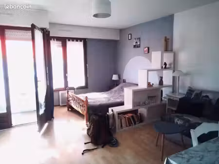 studio étudiant