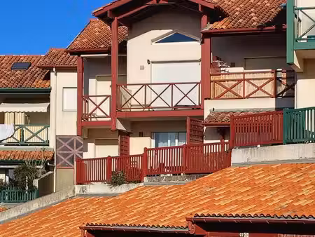 appartement meublé face plage pour bail mobilité/étudiant avec place de parking privative 