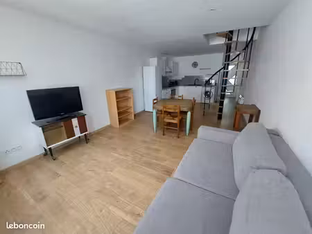 à louer – belley centre-ville – appartement meublé 58 m²