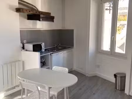 studio de 23 m2 meublé