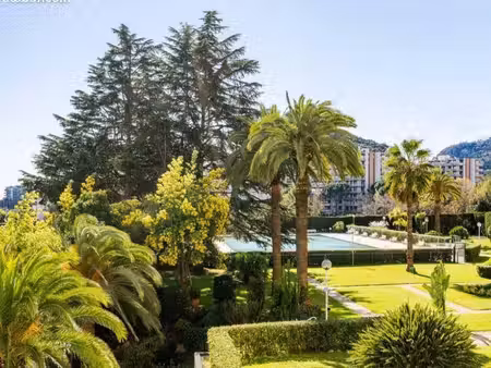 studio meublé cannes marina – disponible immédiatement – piscine – parking