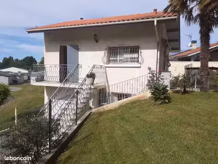 apparemment meublé saisonnier