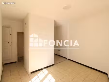 studio 1 pièce 20 m²