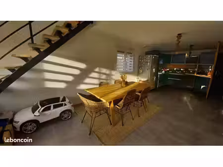à louer : charmant appartement t4 récent de 103 m²