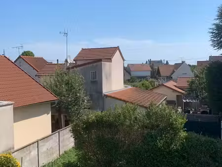 savigny sur orge f2 41m2 loyer 816 euros  quartier calme  vue sur jargons  proche commerce