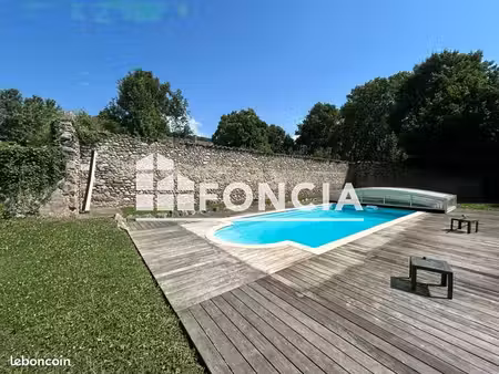 maison 5 pièces 130 m²