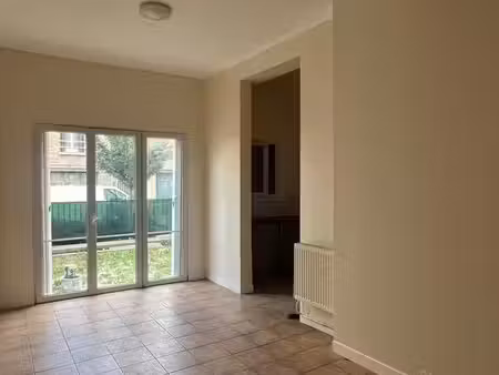 studio 1 pièce 27 m²