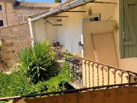 location maison de ville baron