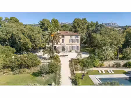 mas à vendre dans le quartier sud est
