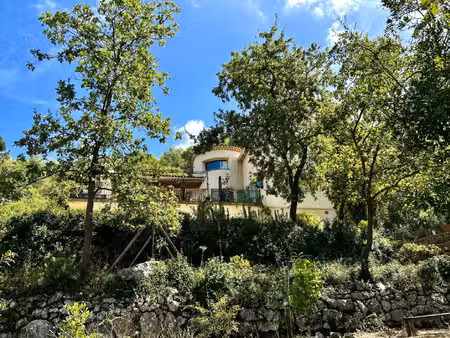 villa de luxe à vendre à le castellet
