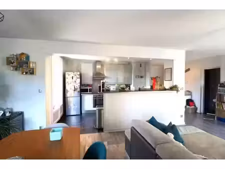 vente appartement 4 pièces 92 m² à francheville (69340)  272 000 €