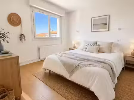 vente appartement 4 pièces 75 m² à les sables-d'olonne (85100)  247 940 €