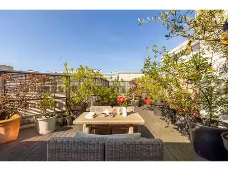 appartement de luxe à vendre dans le quartier ile de la jatte-parc d'orléans