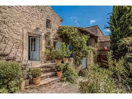 maison de luxe à vendre à goult