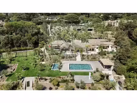 villa de luxe à vendre dans le quartier zone est diffuse