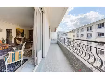appartement de luxe à vendre dans le quartier tête d'or-foch-vitton