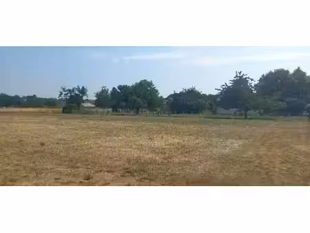 terrain constructible viabilisé à vendre