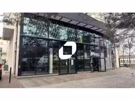 local commercial à louer