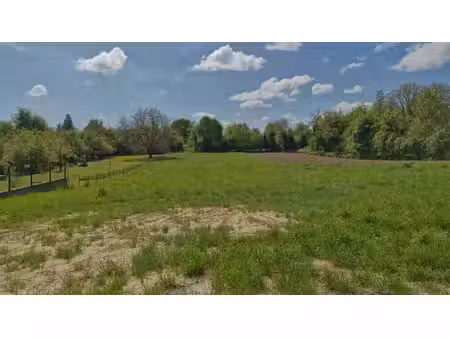 terrain constructible viabilisé à vendre